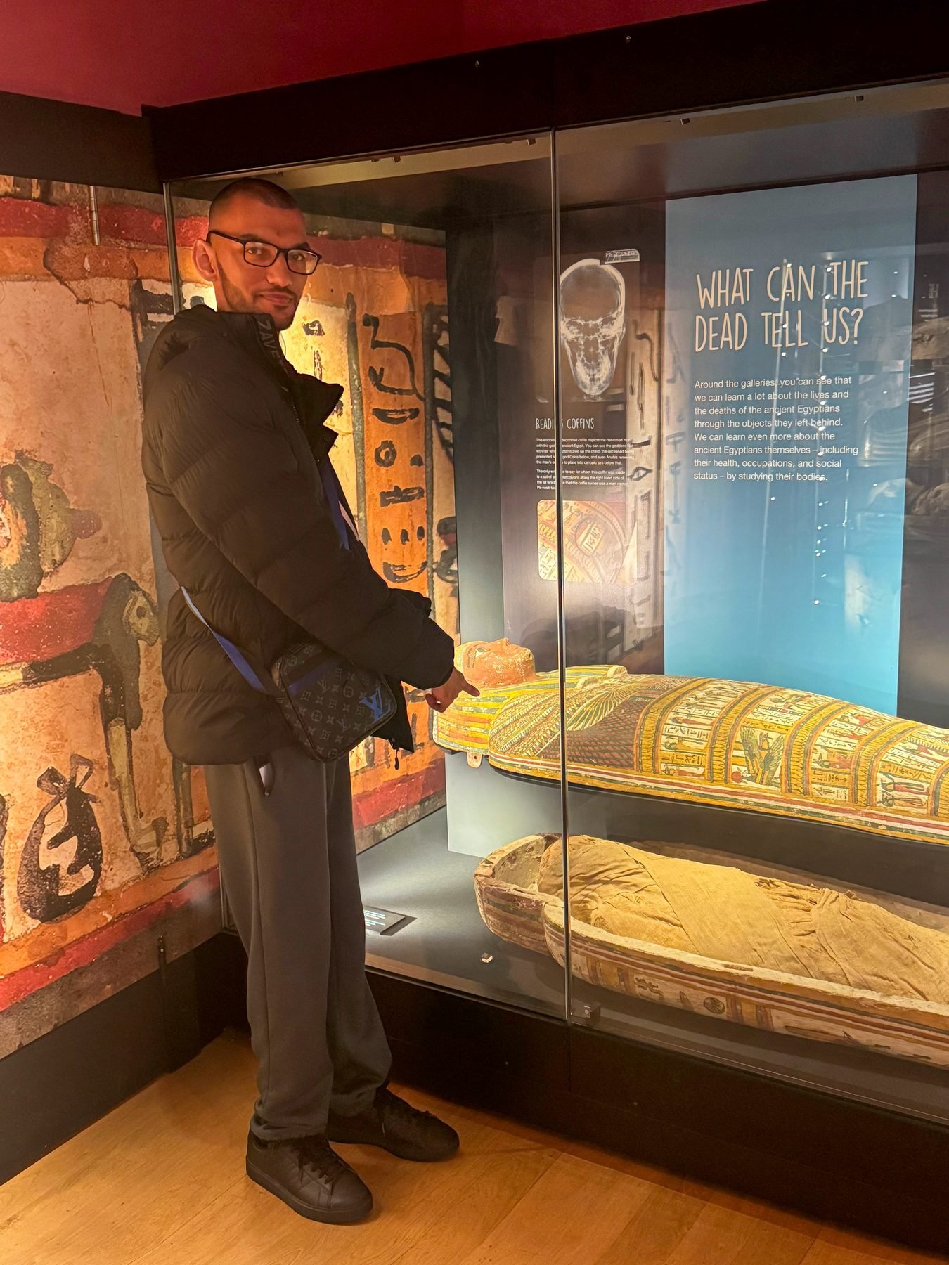 Exploring a museum together